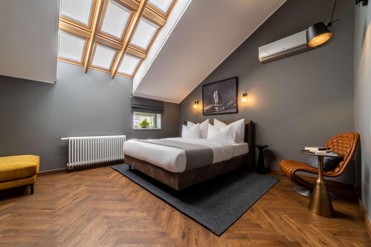 The Viaduct - Suites & More Praga Exterior foto